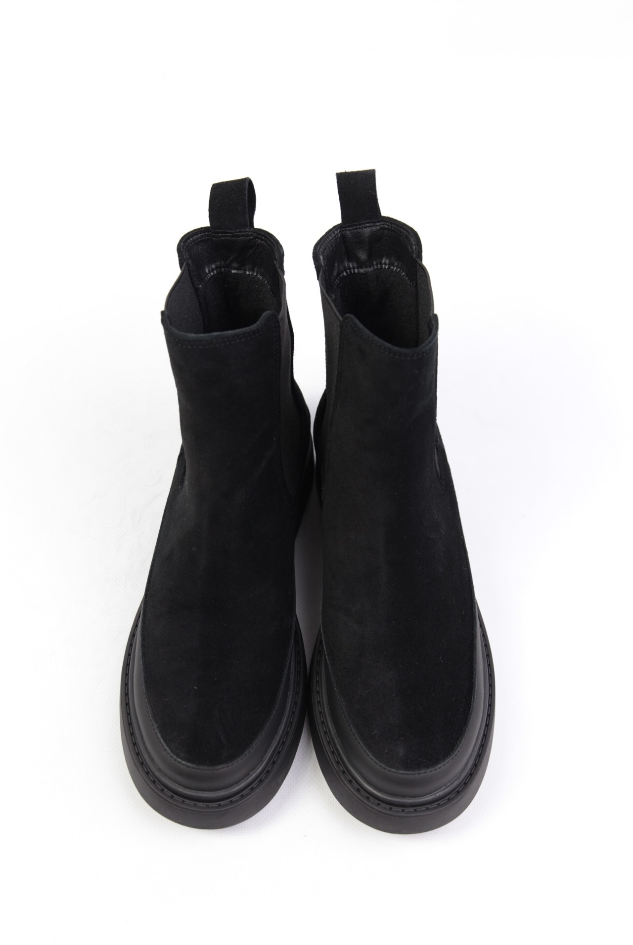 картинка Ботинки замшевые Benito от магазина Pratik