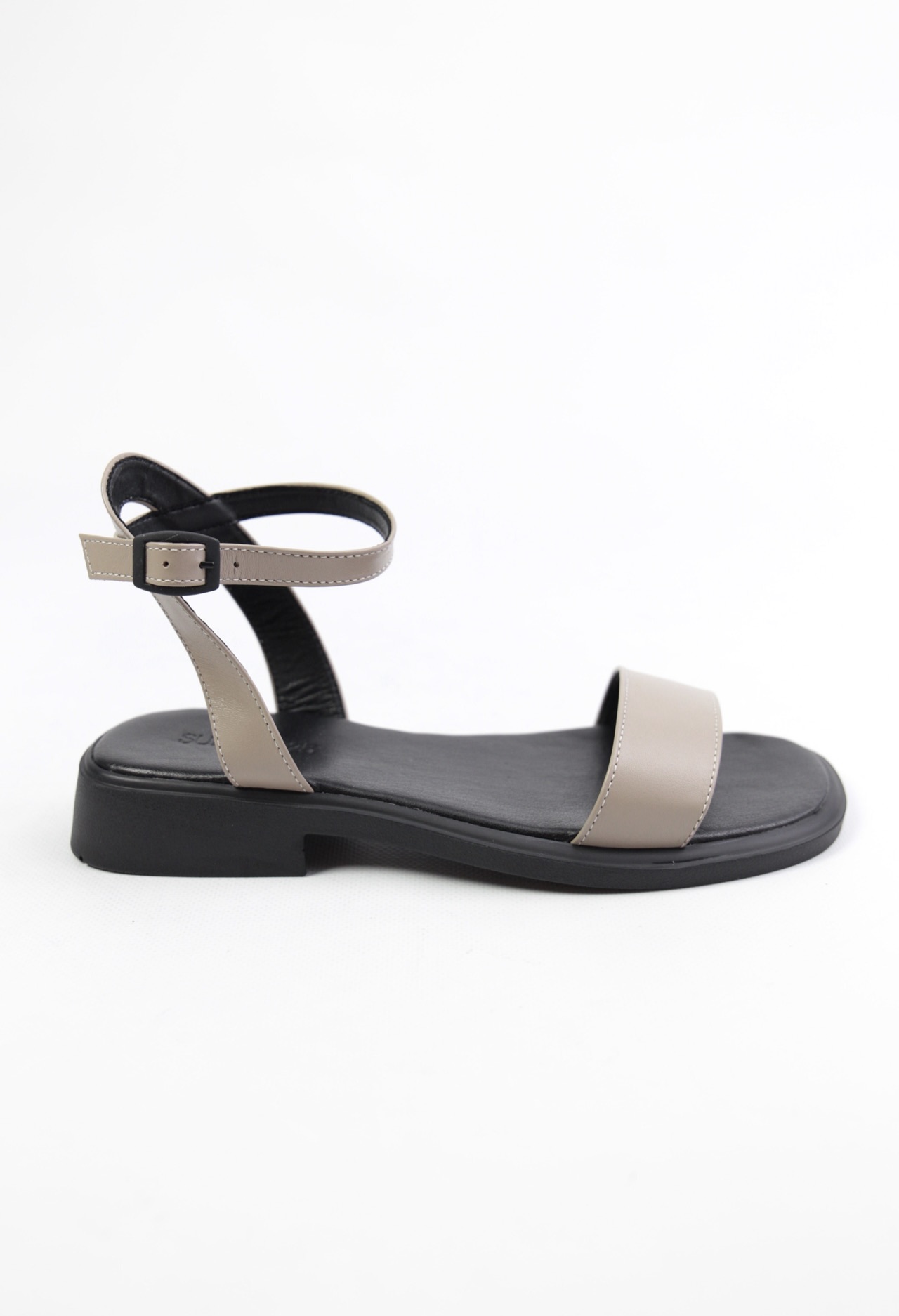 картинка Сандалии кожаные Benito от магазина Pratik