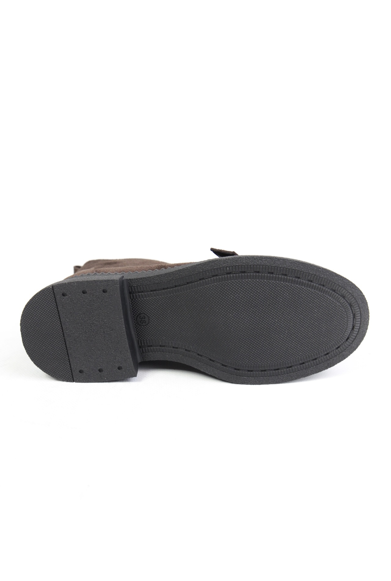 картинка Ботинки замшевые Benito от магазина Pratik