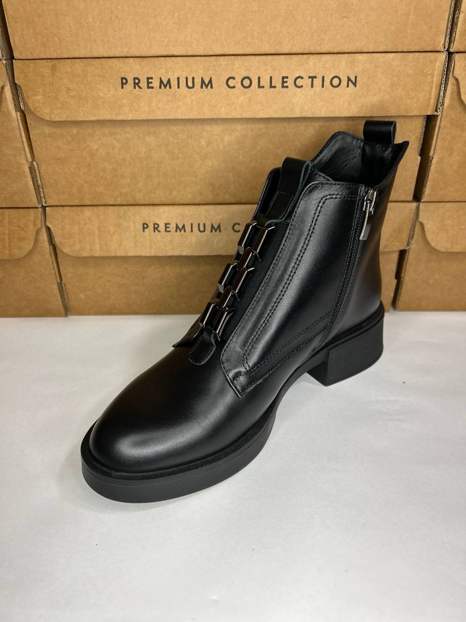 картинка Ботинки кожаные Benito от магазина Pratik