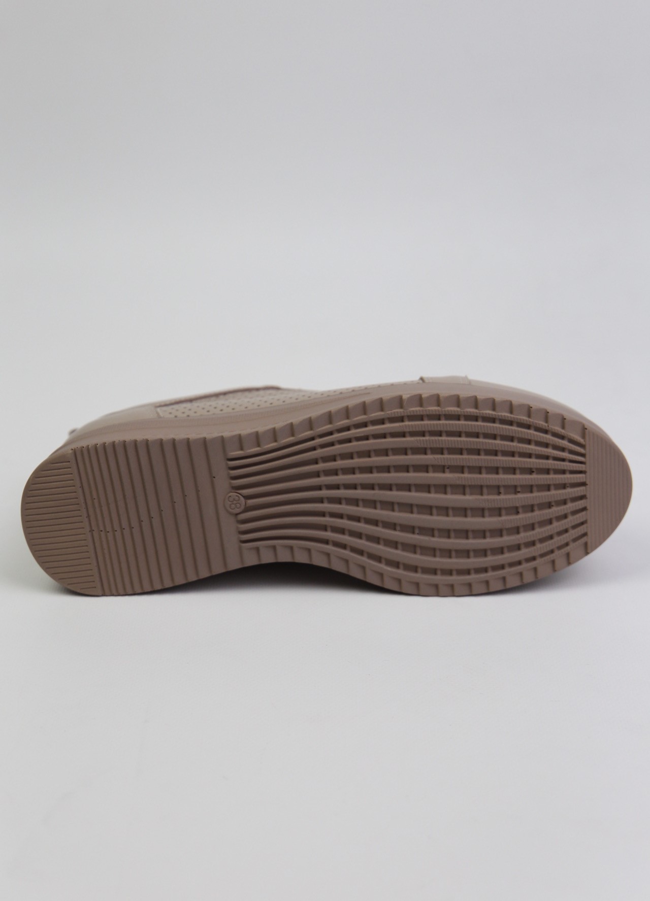 картинка Кеды кожаные Benito от магазина Pratik