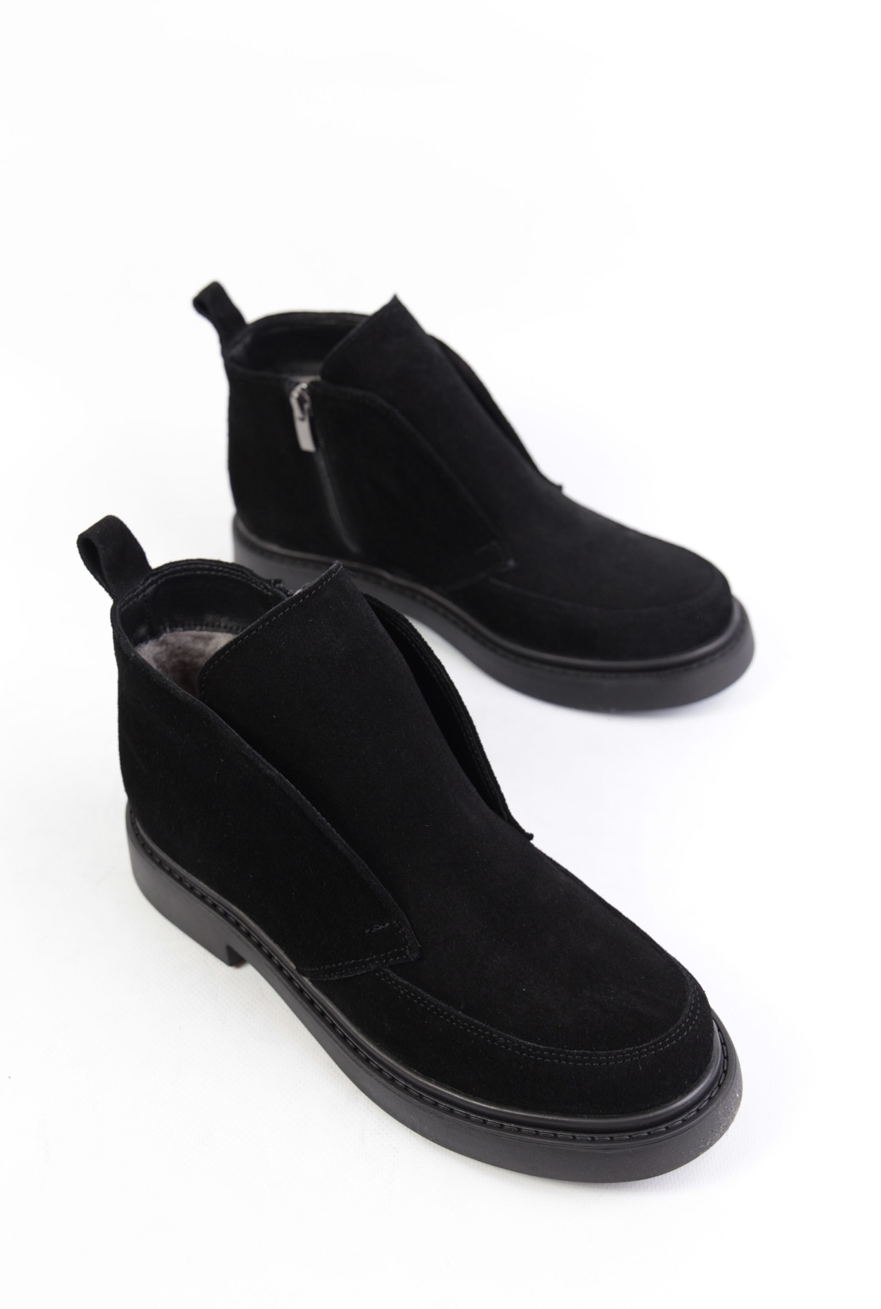 картинка Ботинки замшевые Benito от магазина Pratik