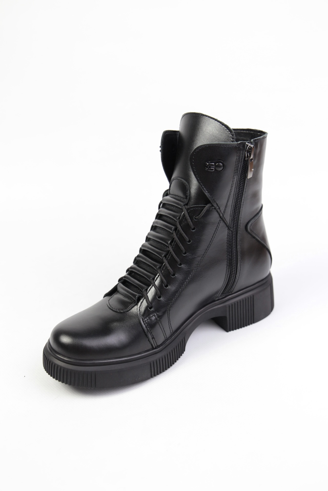 картинка Ботинки кожаные Benito от магазина Pratik