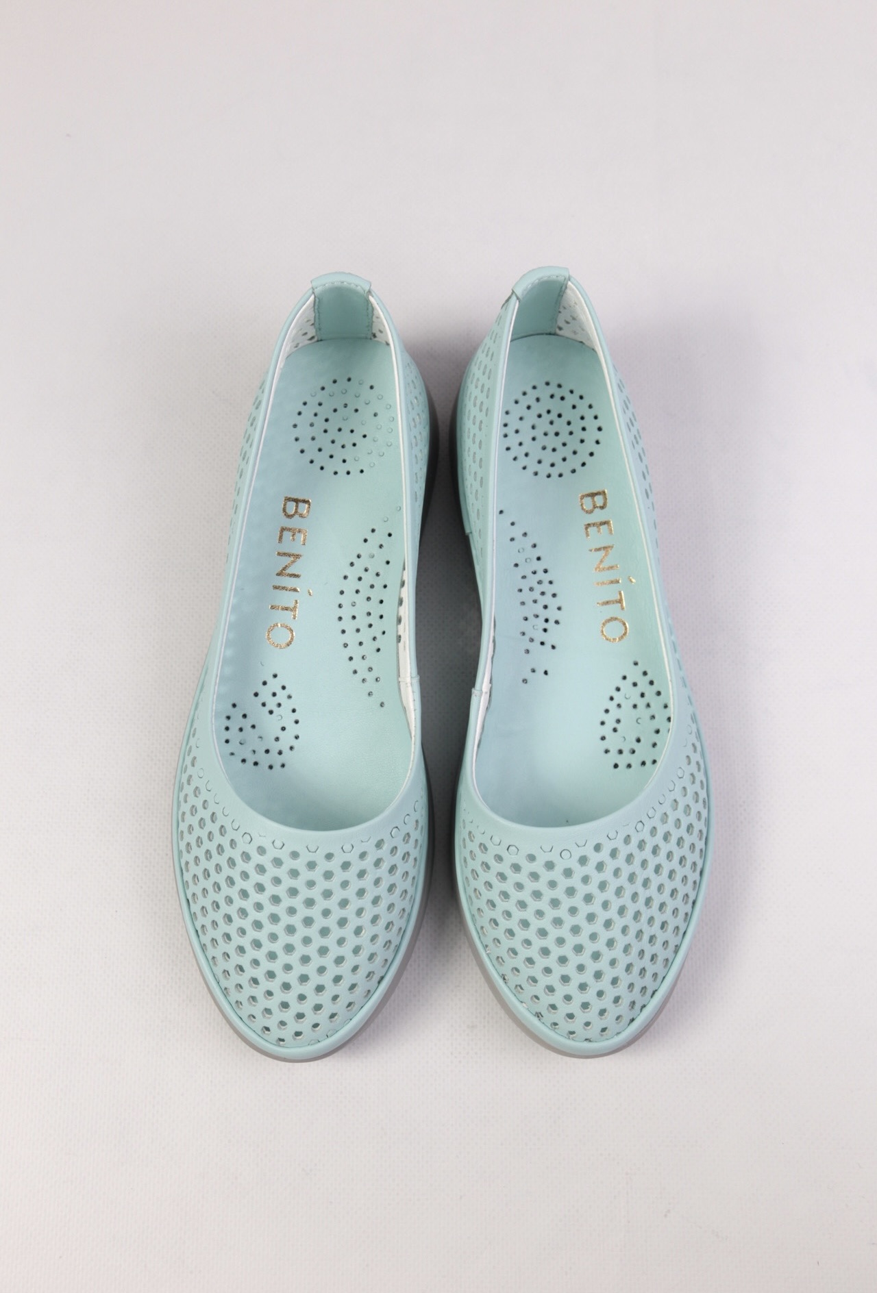 картинка Балетки кожаные Benito от магазина Pratik