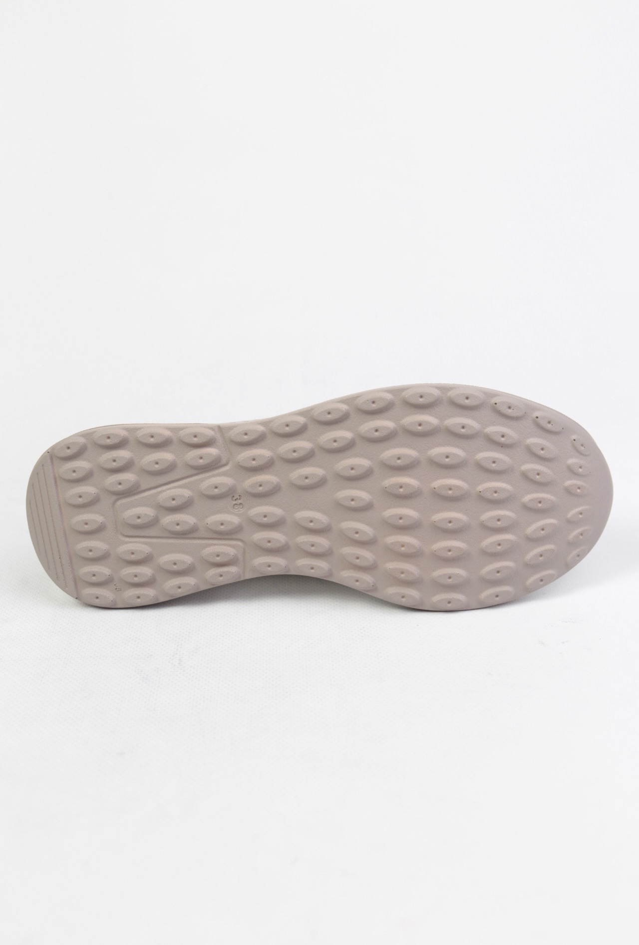 картинка Кроссовки кожаные Benito от магазина Pratik