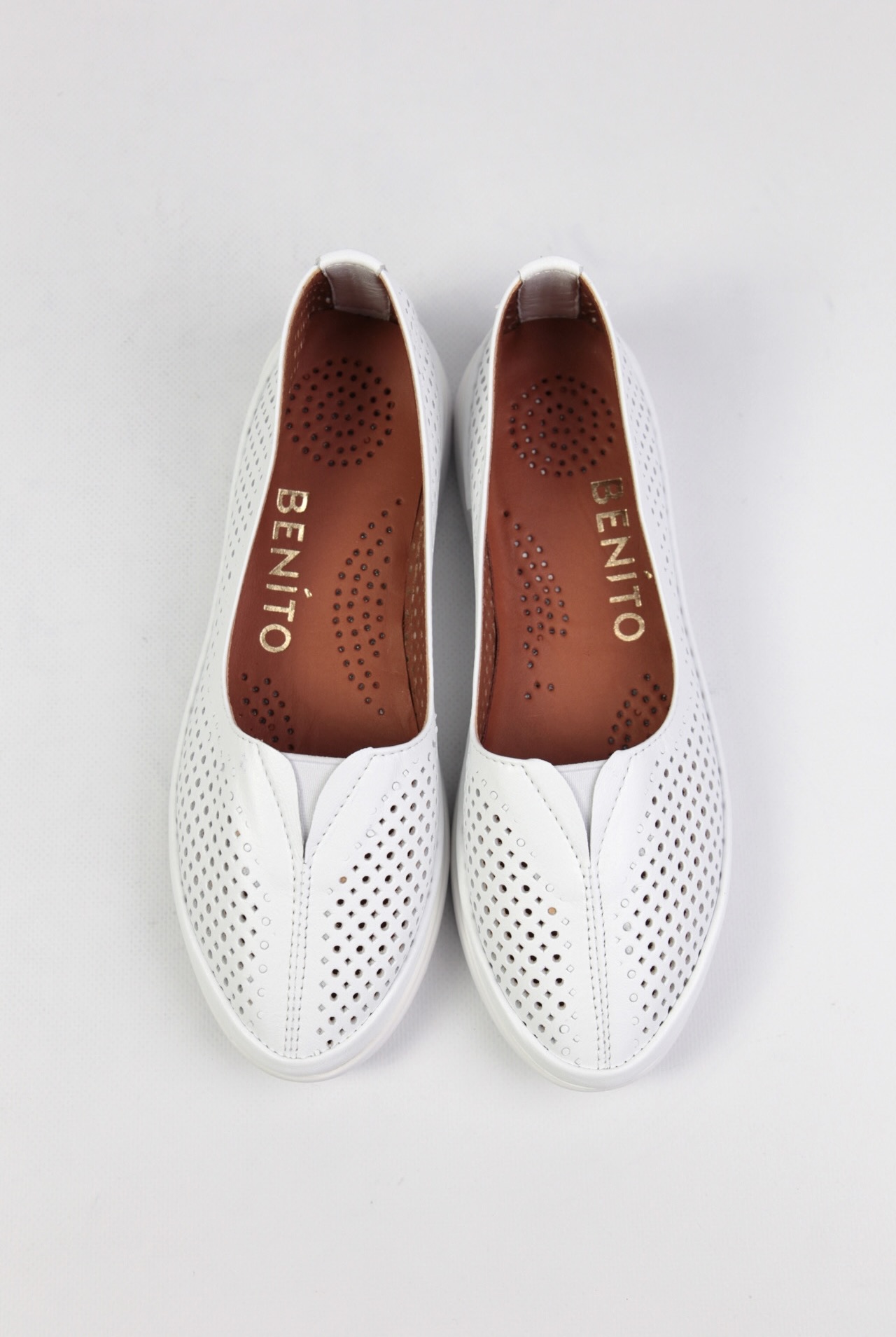 картинка Балетки кожаные Benito от магазина Pratik