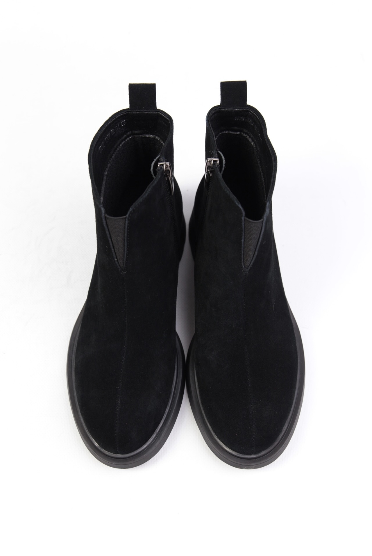 картинка Ботинки замшевые Benito от магазина Pratik