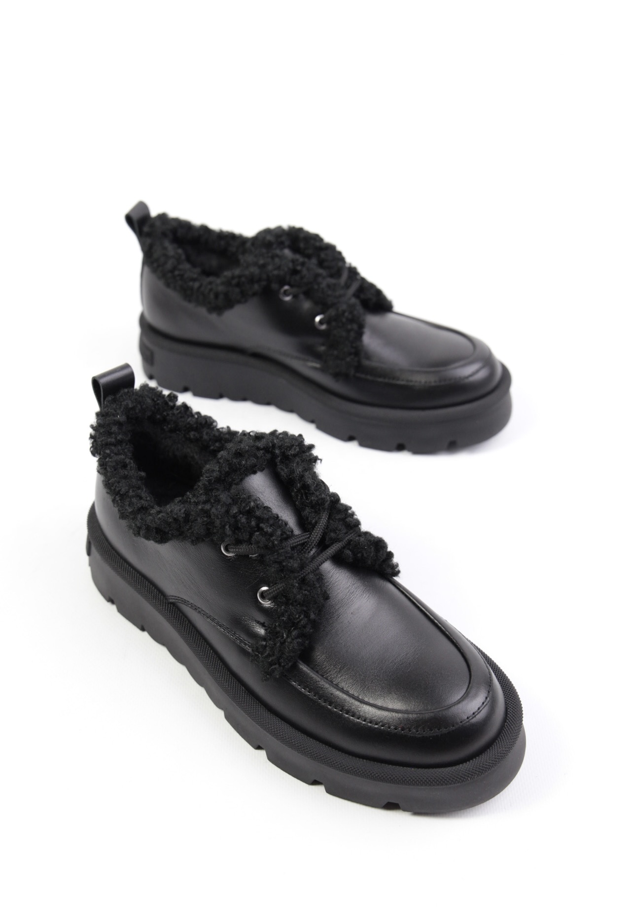 картинка Ботинки кожаные Benito от магазина Pratik