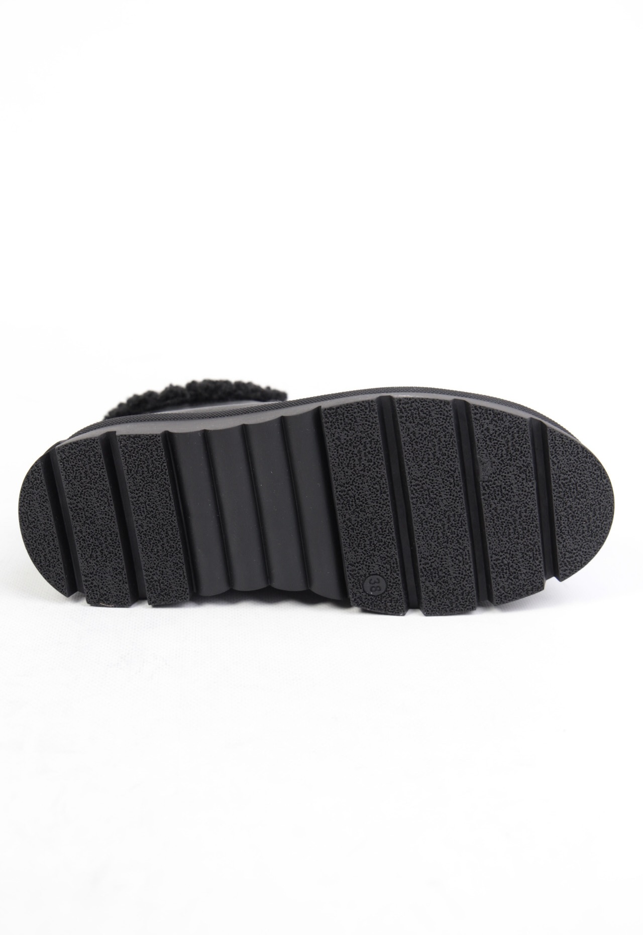 картинка Ботинки кожаные Benito от магазина Pratik