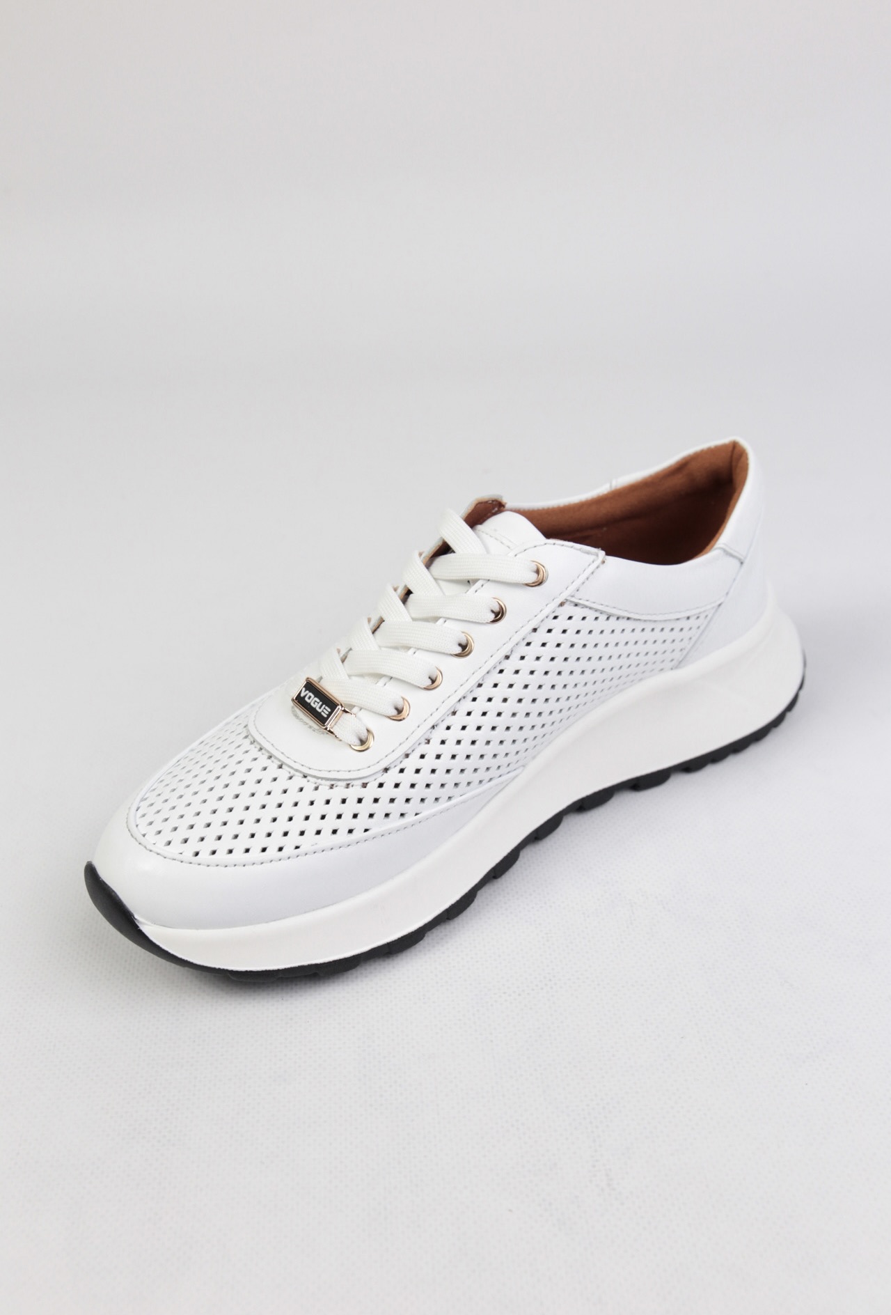 картинка Кроссовки кожаные Benito от магазина Pratik