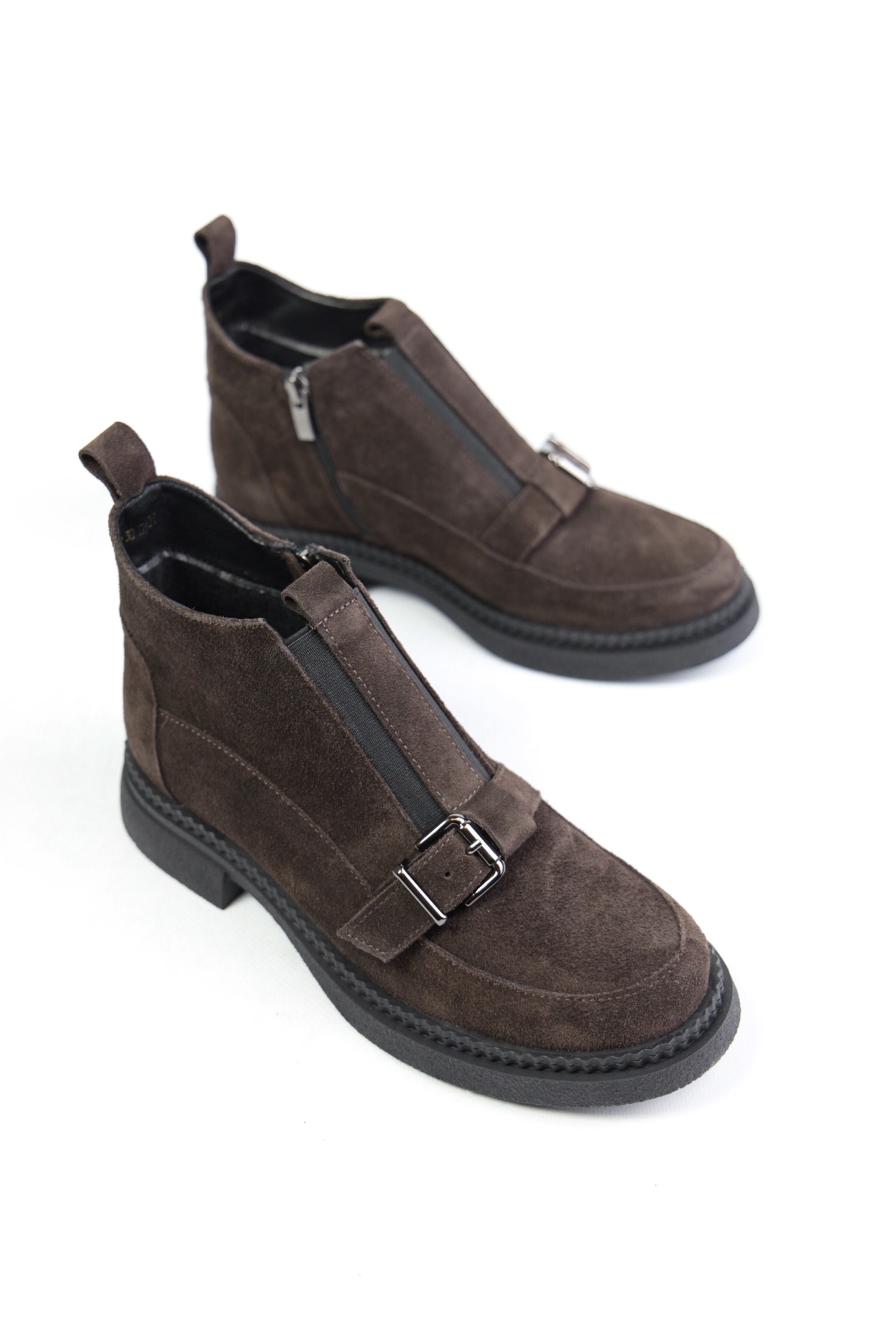 картинка Ботинки замшевые Benito от магазина Pratik