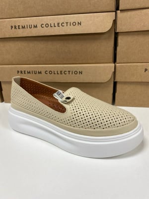 Слипоны женские Benito GL0004- фото 1 - интернет-магазин обуви Pratik