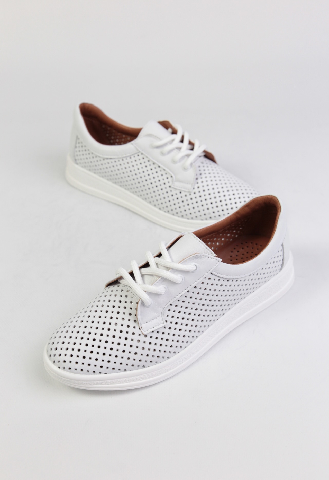 картинка Кеды кожаные Benito от магазина Pratik