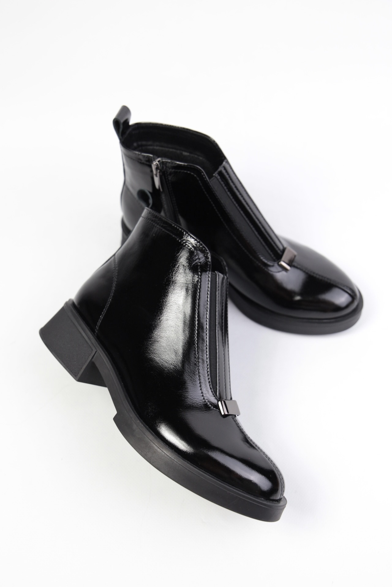 картинка Ботинки кожаные Benito от магазина Pratik