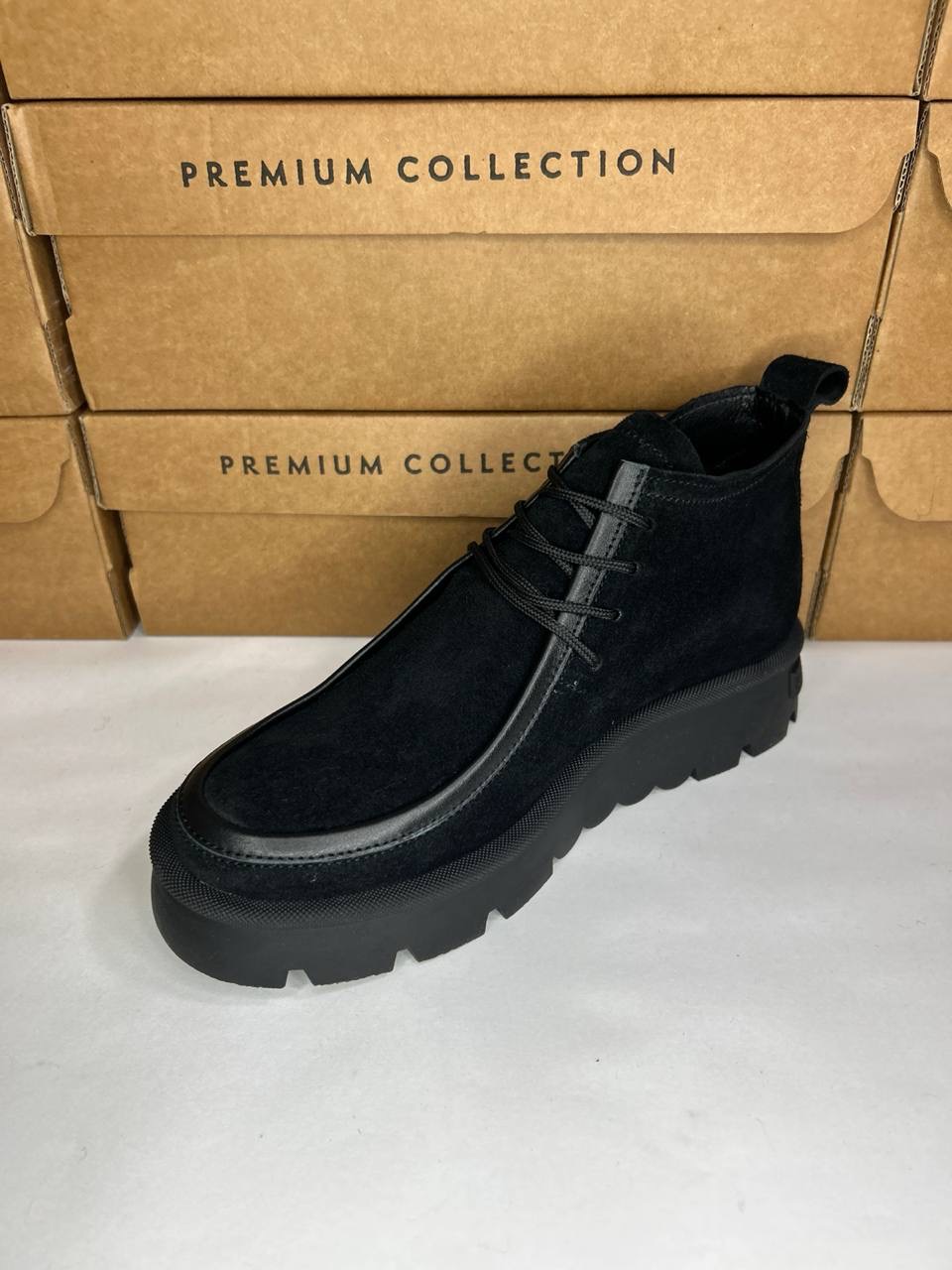 картинка Ботинки замшевые Benito от магазина Pratik