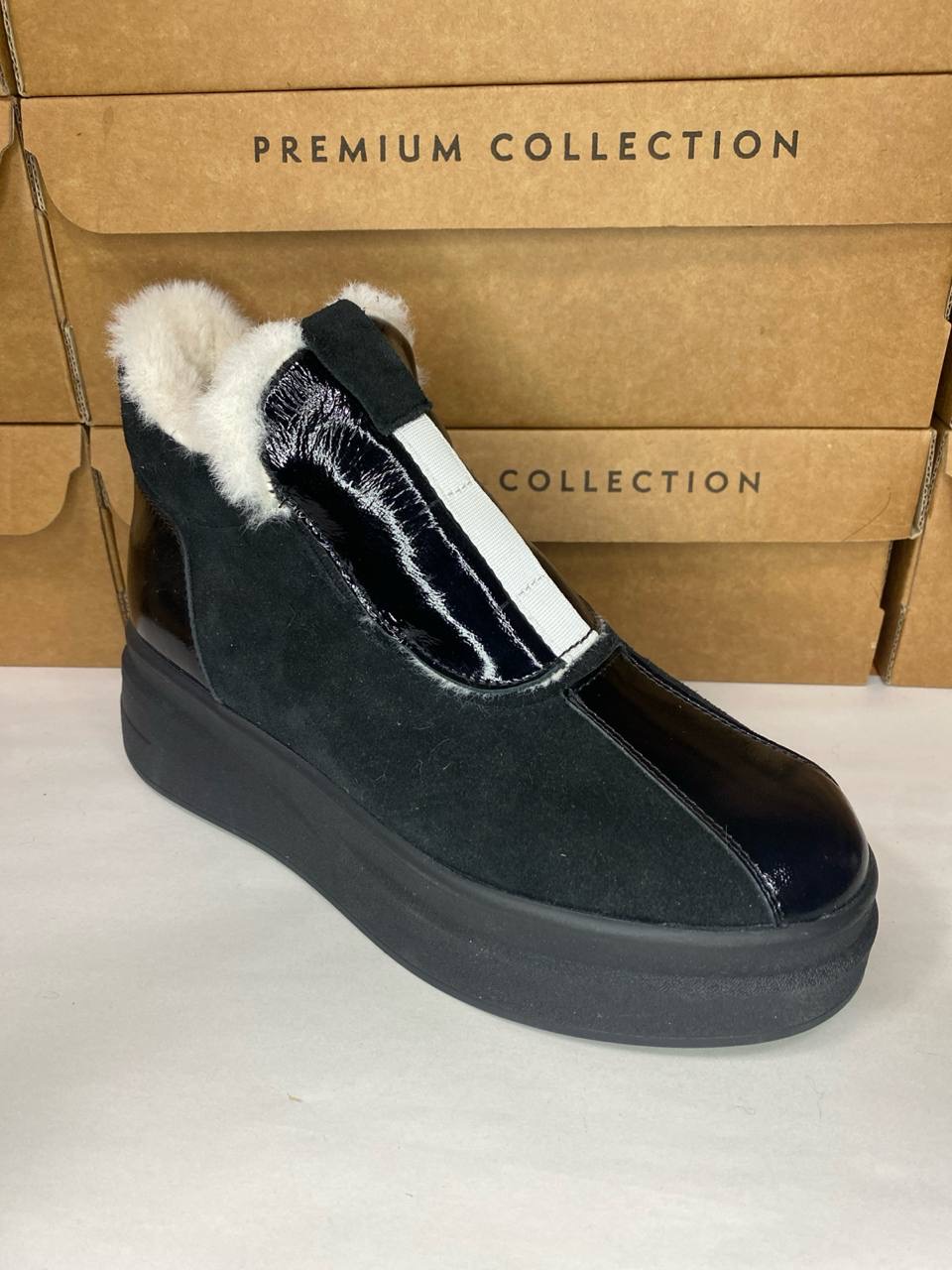 картинка Ботинки замшевые Benito от магазина Pratik