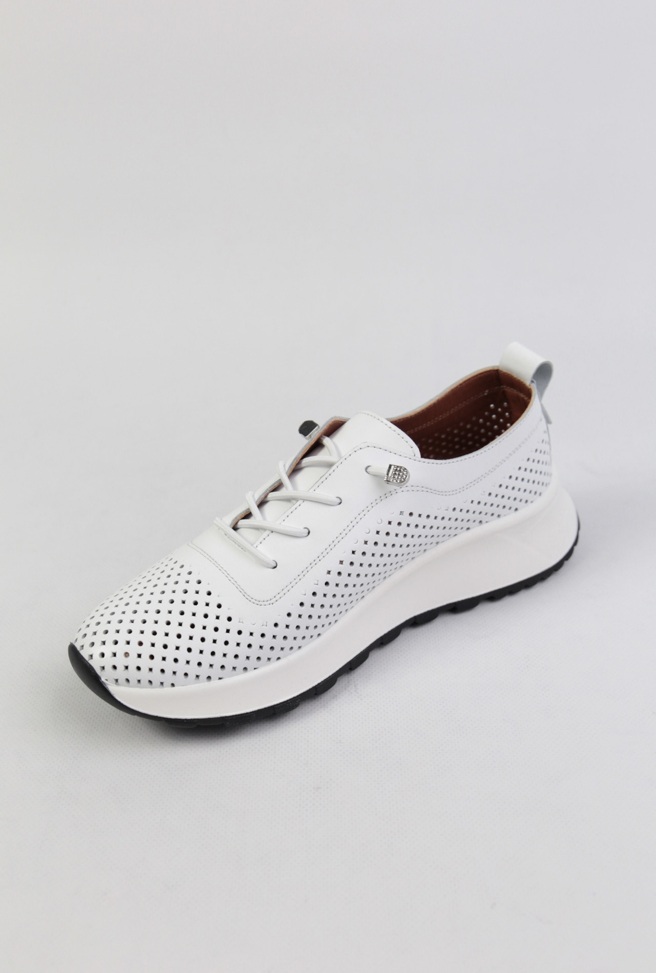 картинка Кроссовки кожаные Benito от магазина Pratik