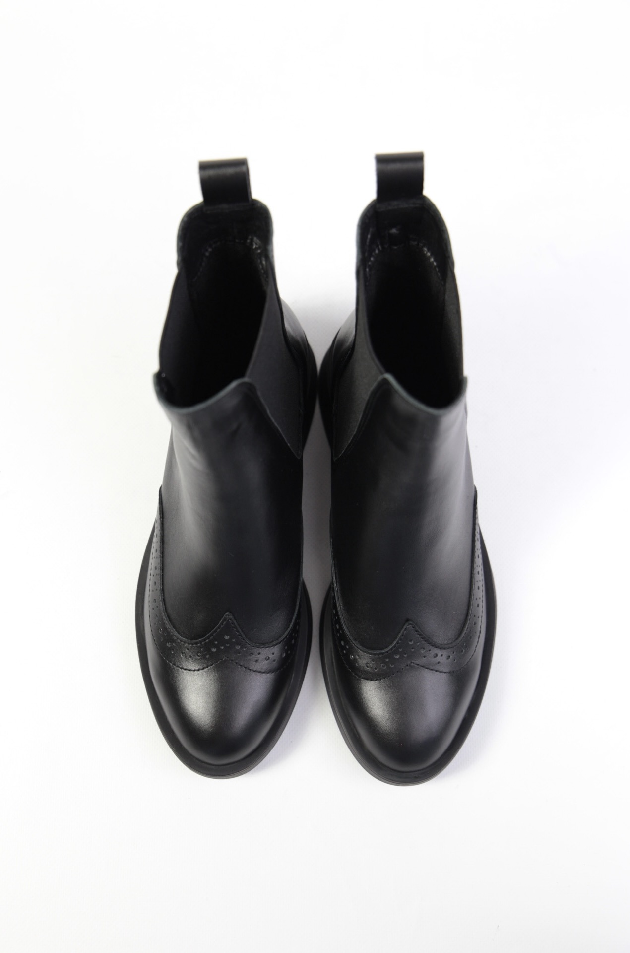 картинка Ботинки кожаные Benito от магазина Pratik