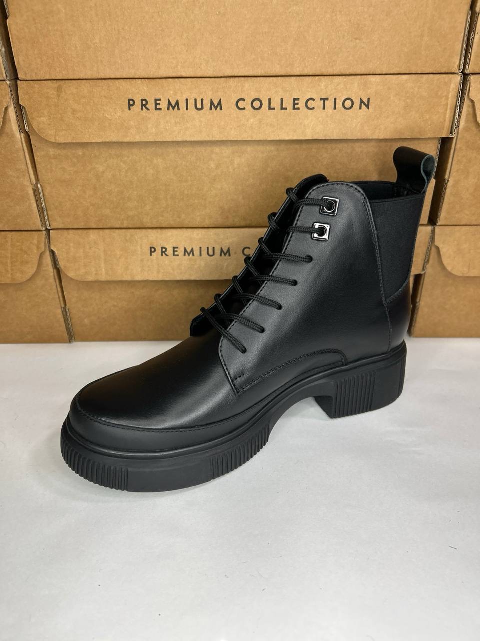 картинка Ботинки кожаные Benito от магазина Pratik