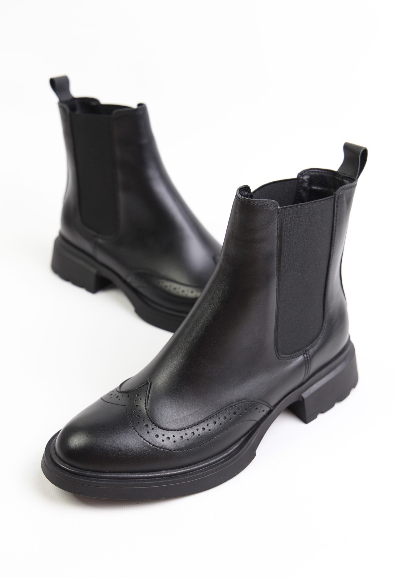 картинка Ботинки кожаные Benito от магазина Pratik