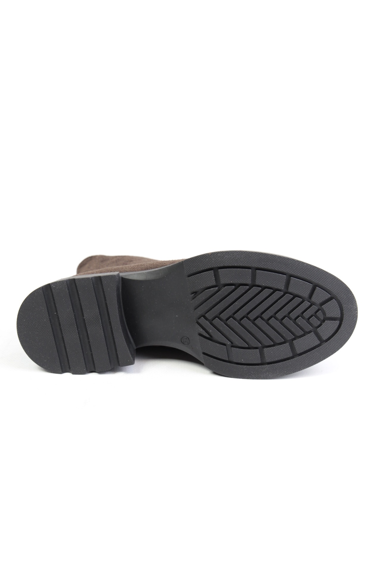 картинка Ботинки замшевые Benito от магазина Pratik