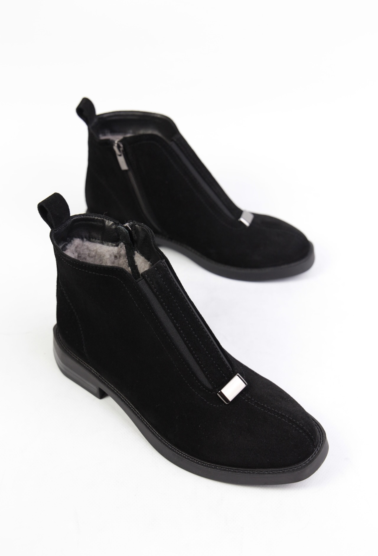 картинка Ботинки замшевые Benito от магазина Pratik