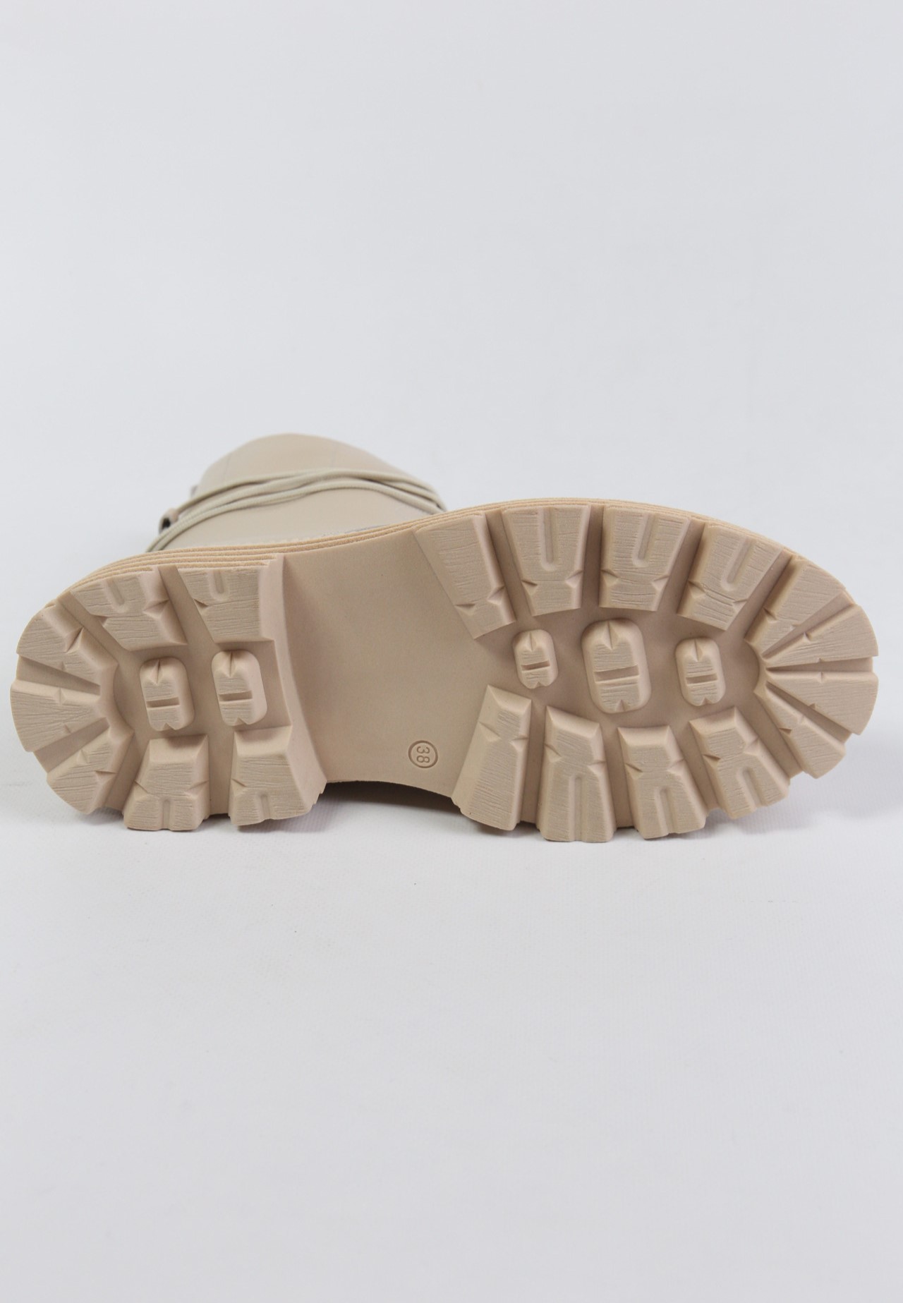 картинка Ботинки кожаные Benito от магазина Pratik