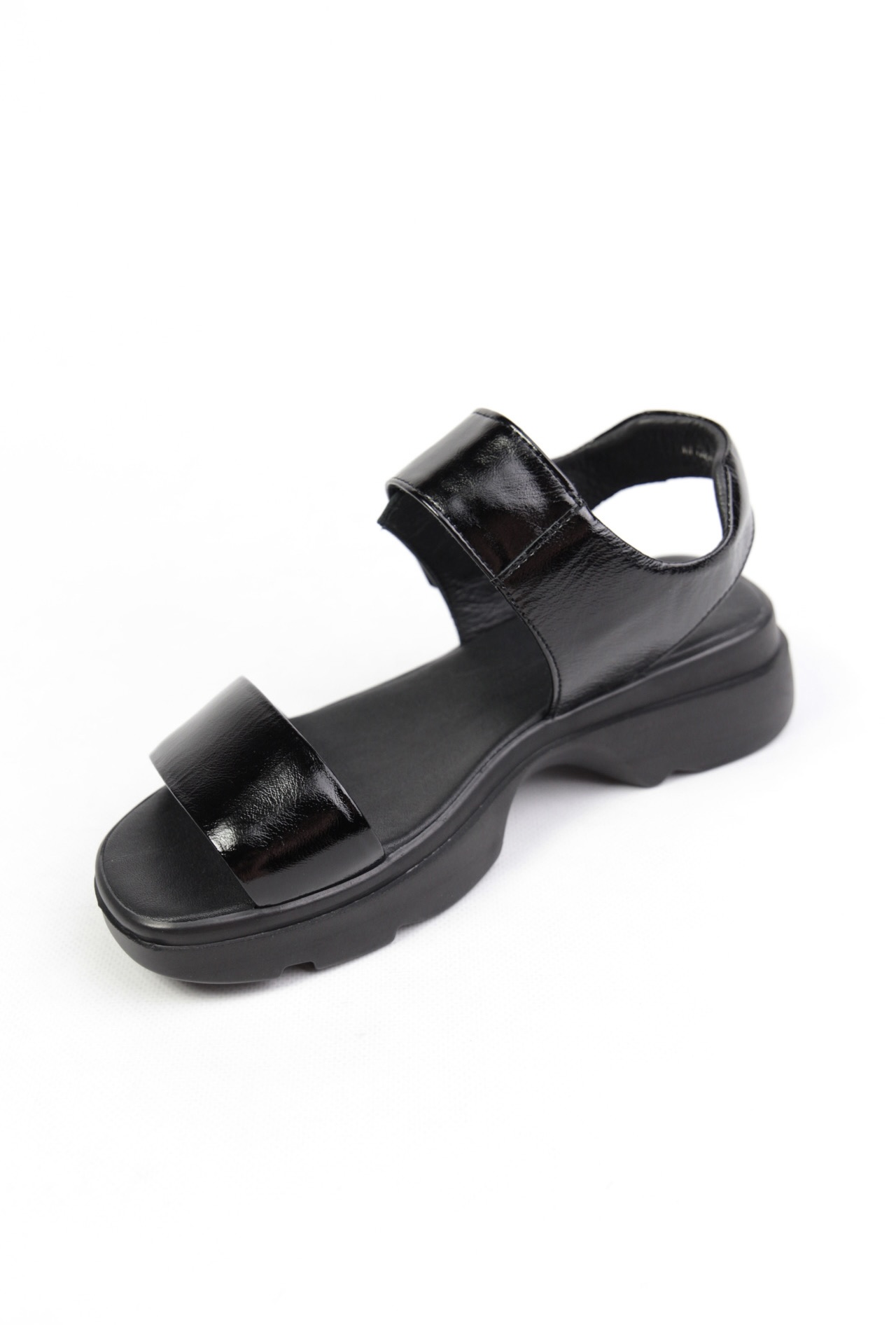 картинка Босоножки кожаные Benito от магазина Pratik