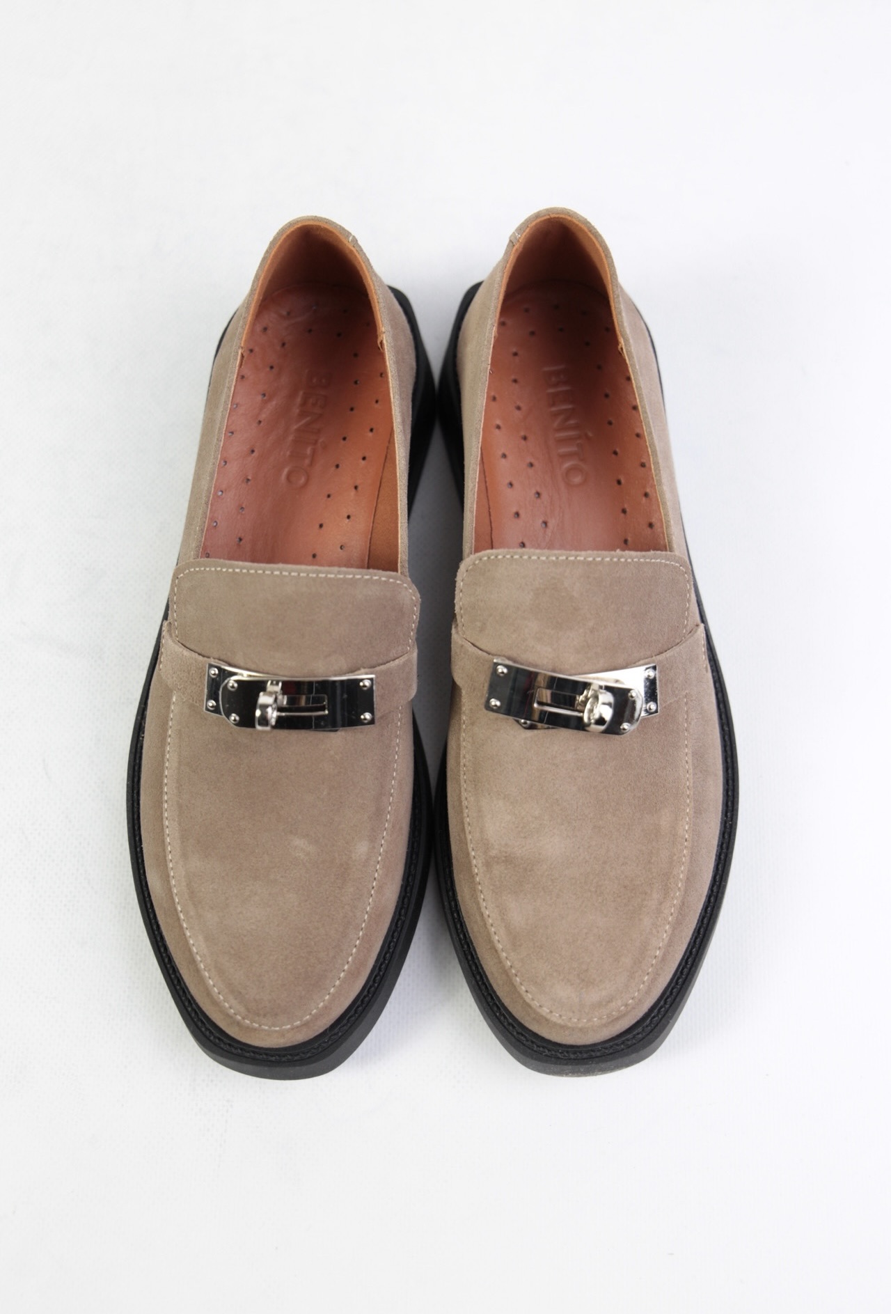 картинка Лоферы замшевые Benito от магазина Pratik