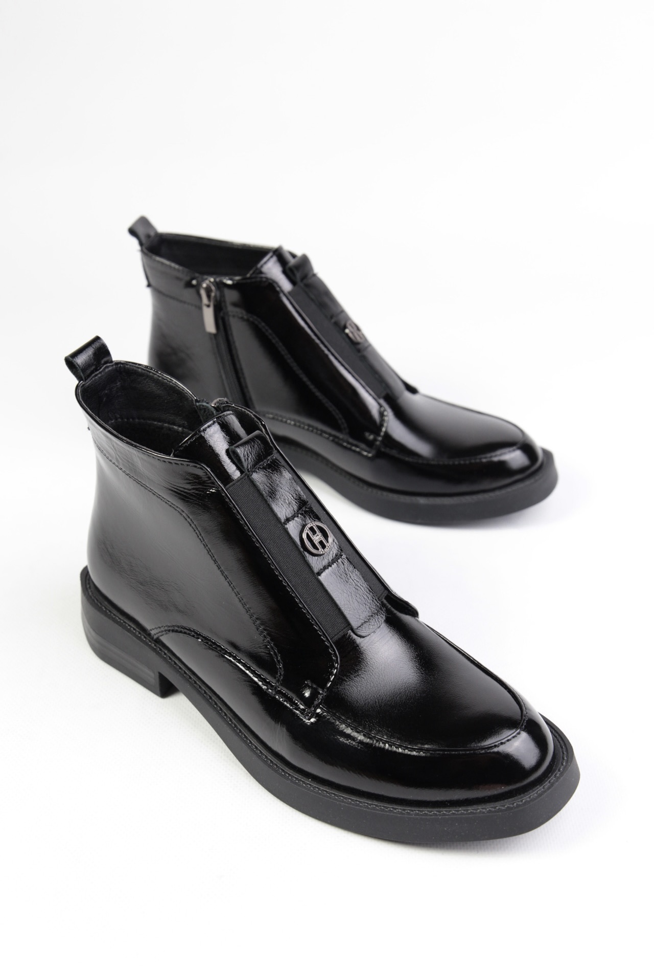 картинка Ботинки кожаные Benito от магазина Pratik