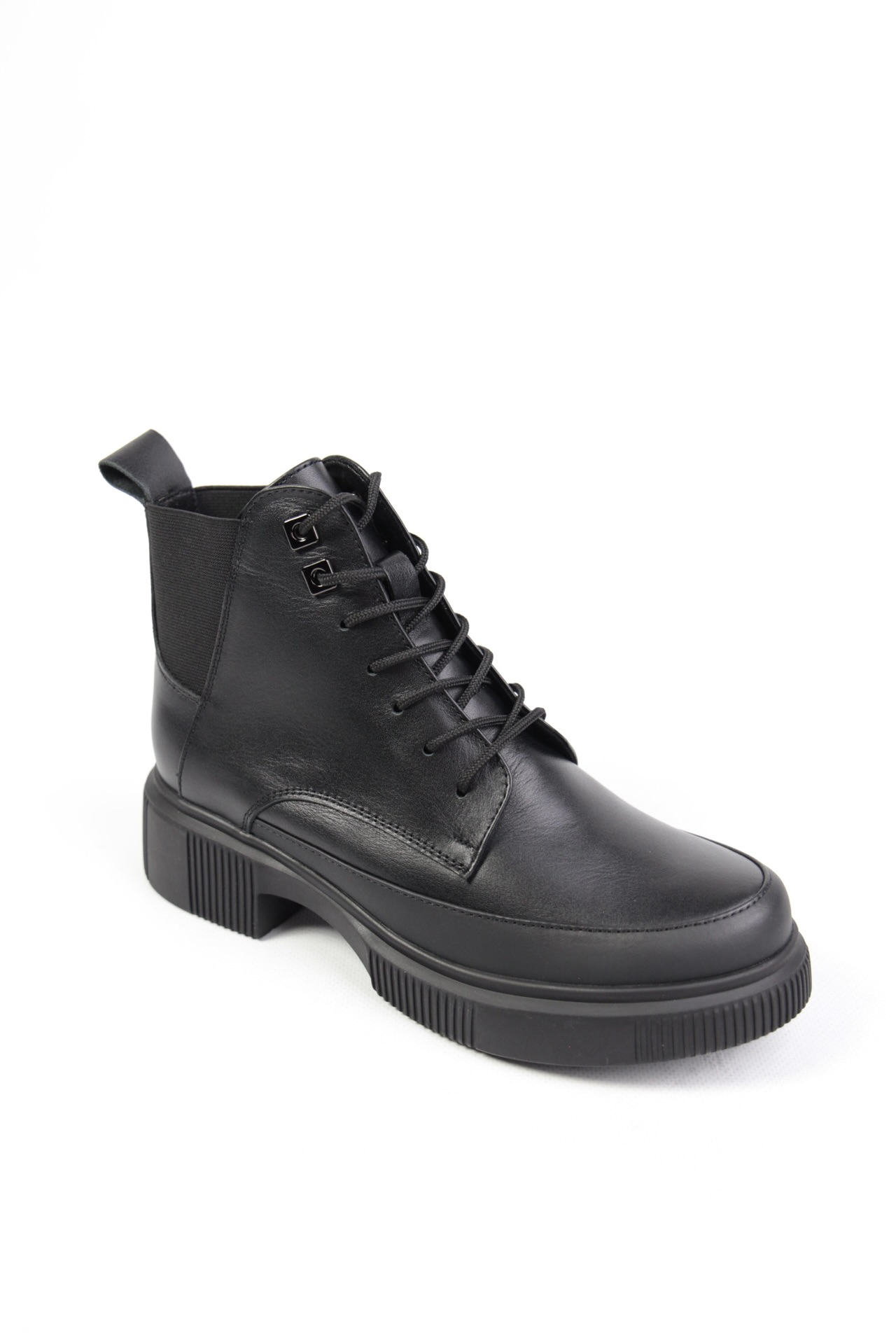 картинка Ботинки кожаные Benito от магазина Pratik