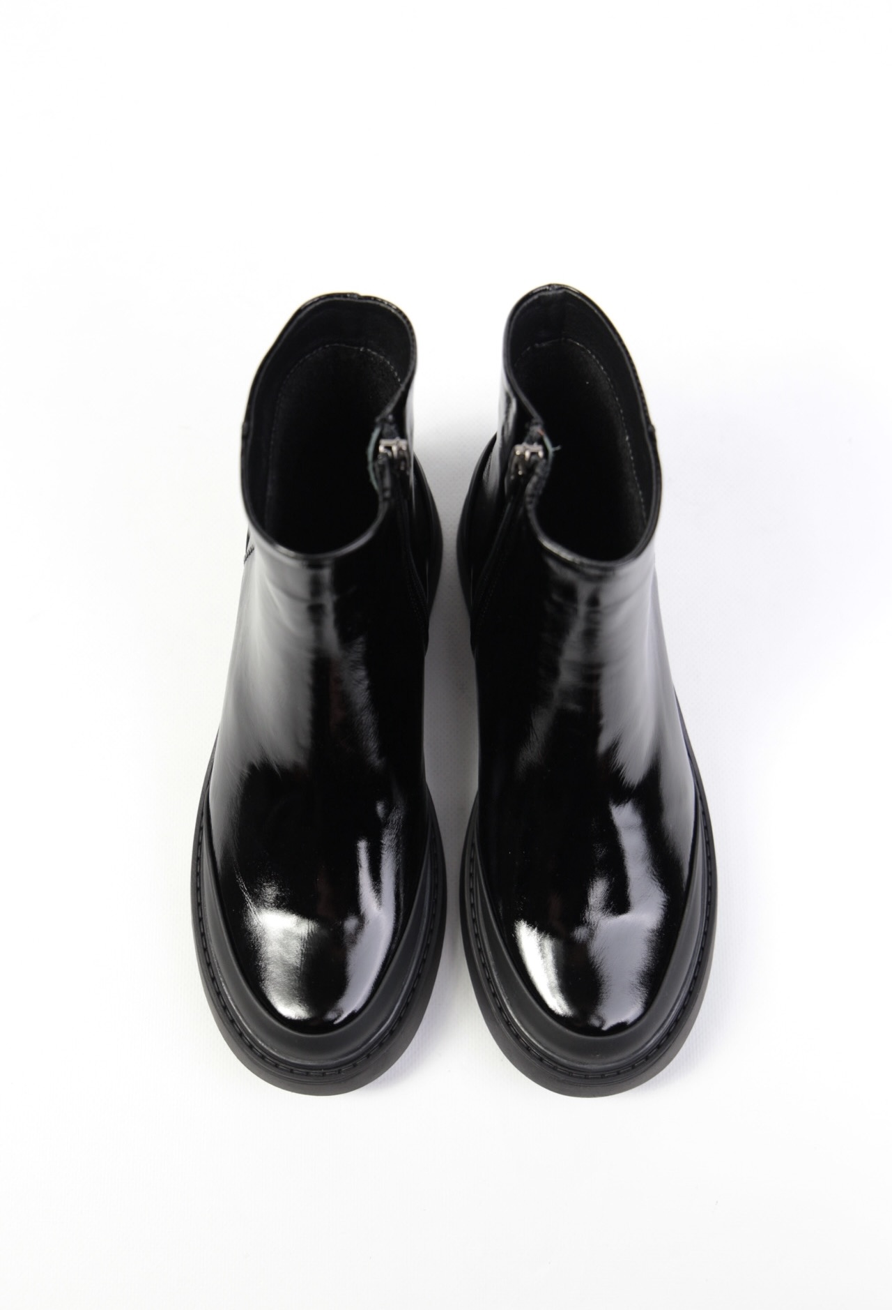 картинка Ботинки кожаные Benito от магазина Pratik