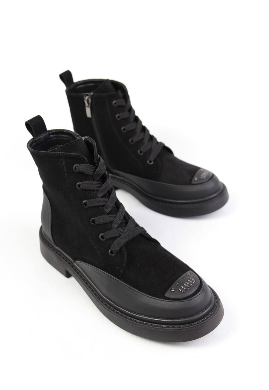 картинка Ботинки замшевые Benito от магазина Pratik