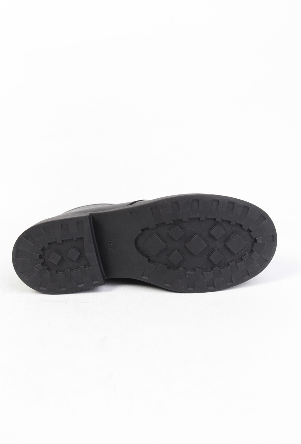 картинка Ботинки кожаные Benito от магазина Pratik