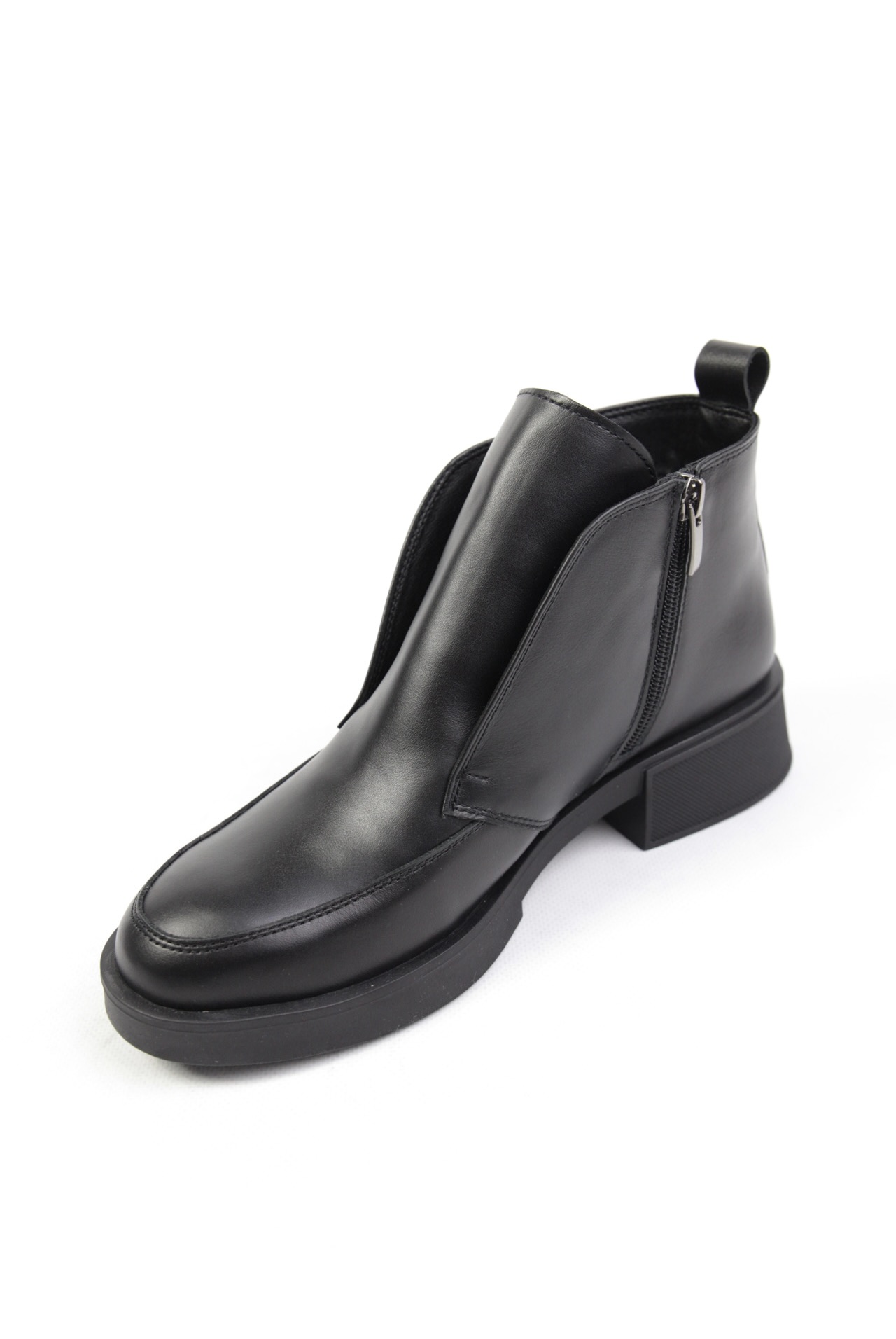 картинка Ботинки кожаные Benito от магазина Pratik