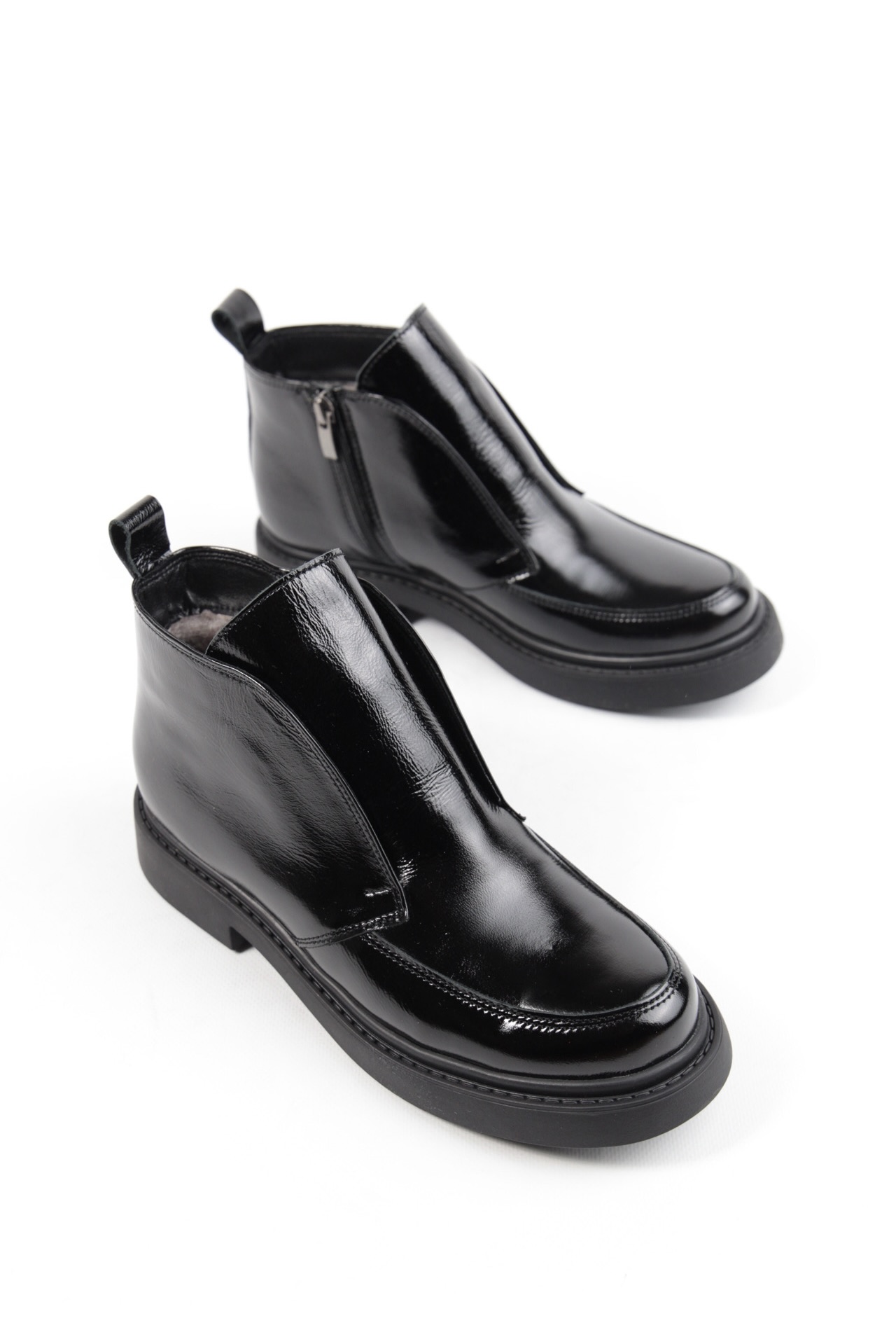 картинка Ботинки кожаные Benito от магазина Pratik