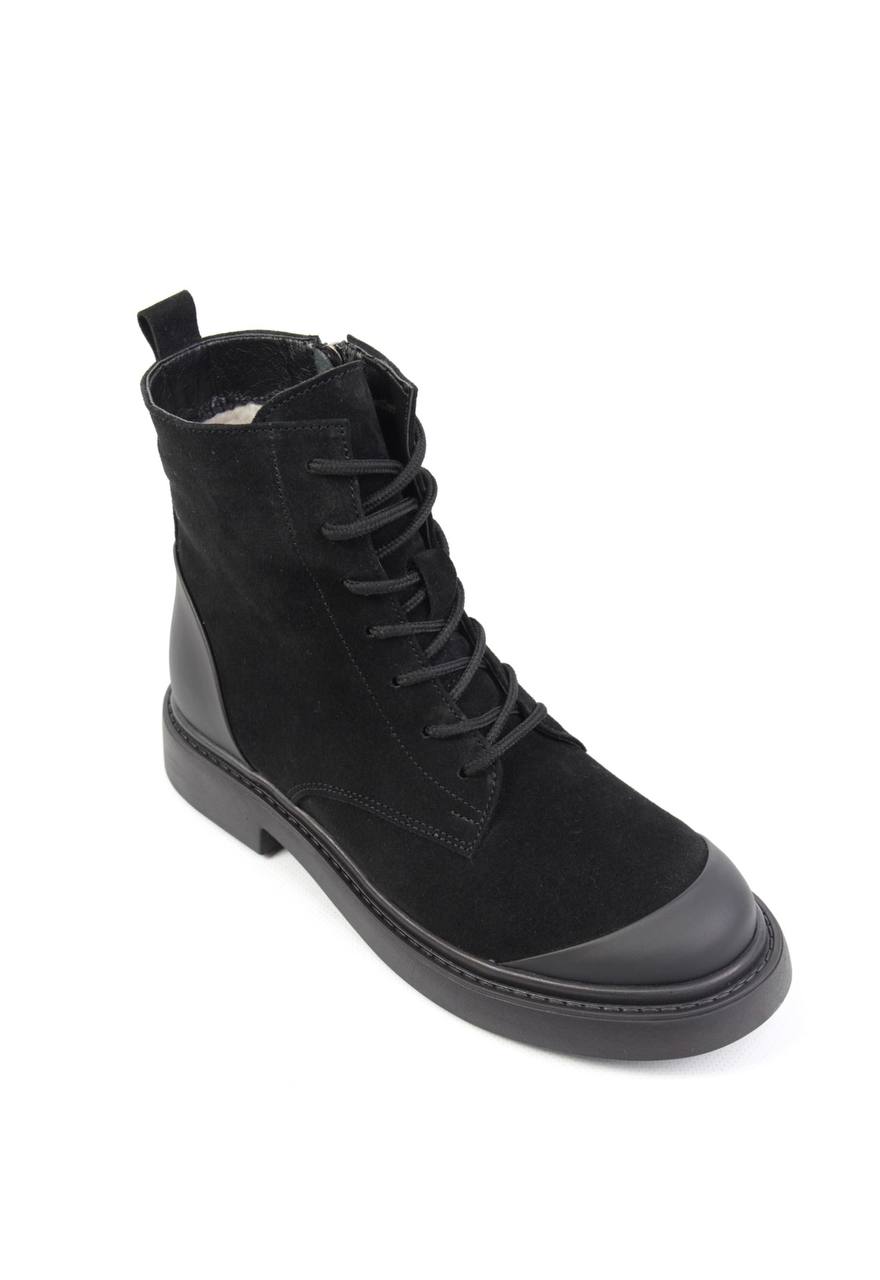 картинка Ботинки замшевые Benito от магазина Pratik