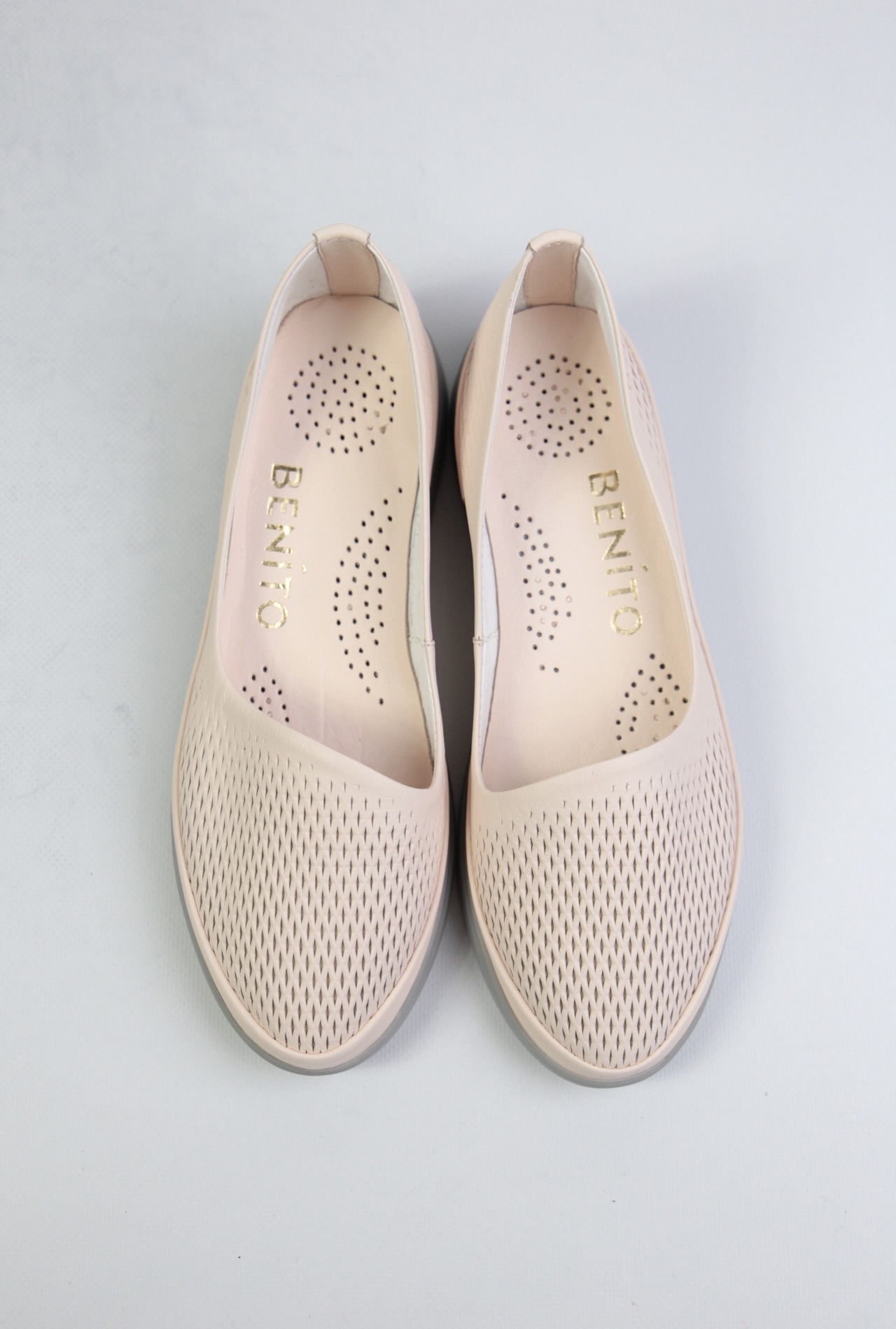 картинка Балетки кожаные Benito от магазина Pratik