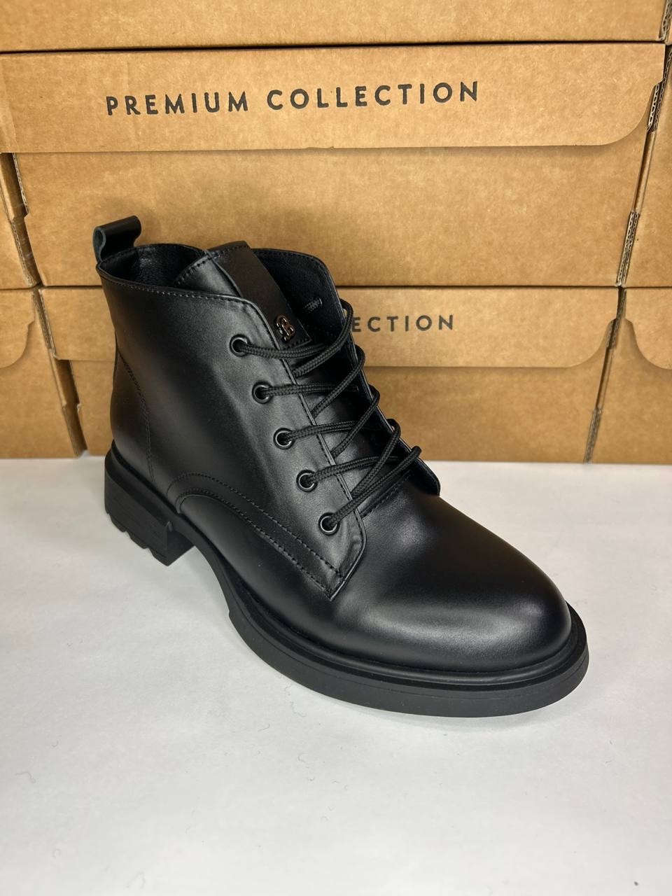 картинка Ботинки кожаные Benito от магазина Pratik