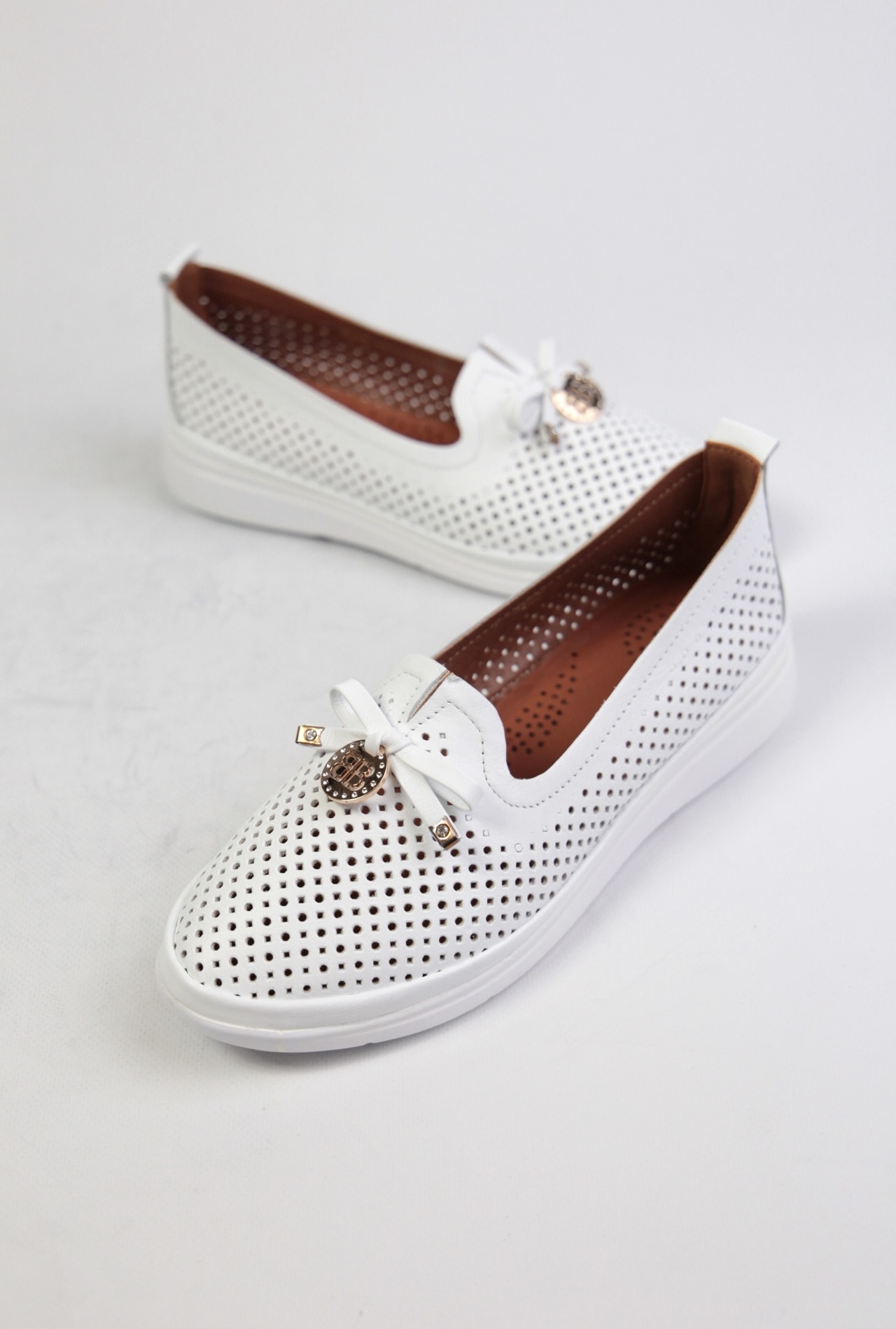 картинка Балетки кожаные Benito от магазина Pratik