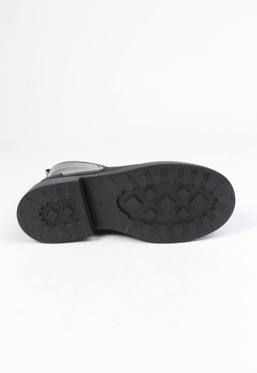 картинка Ботинки кожаные Benito от магазина Pratik