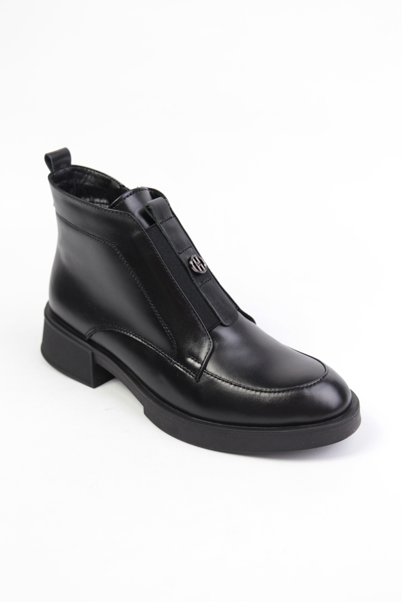 картинка Ботинки кожаные Benito от магазина Pratik