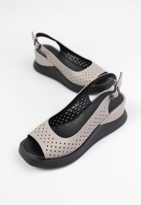 Босоножки кожаные Benito 0131/71 new- фото 1 - интернет-магазин обуви Pratik