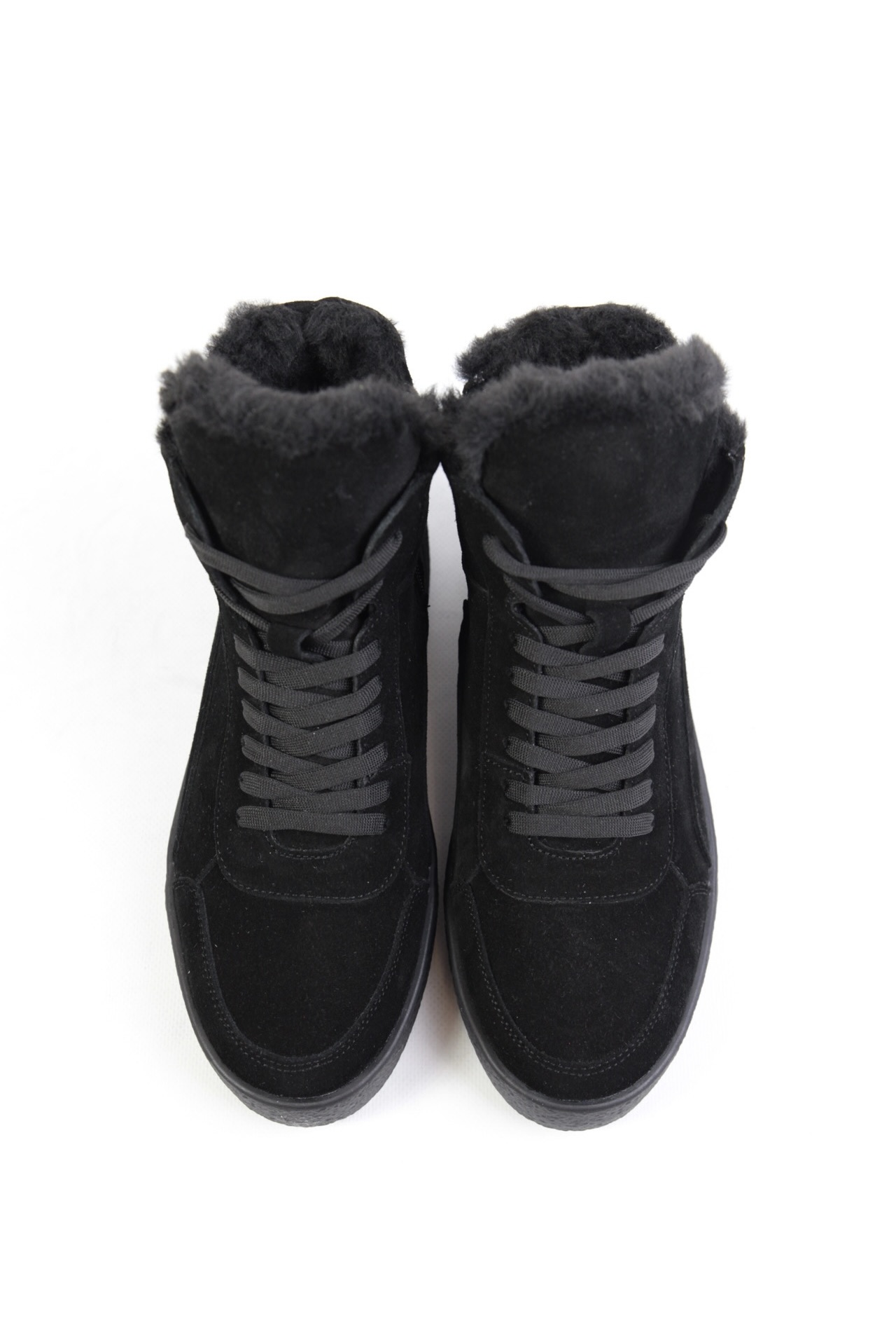 картинка Ботинки замшевые Benito от магазина Pratik