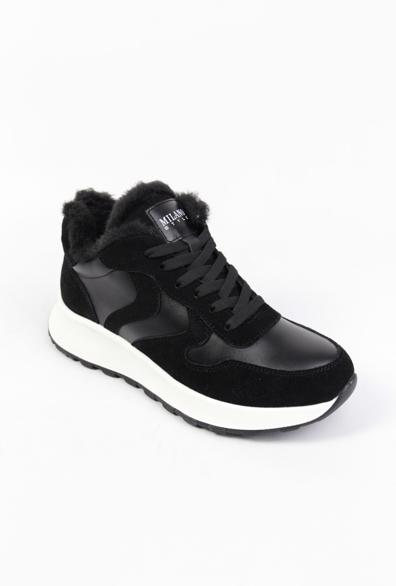 картинка Ботинки замшевые Benito от магазина Pratik