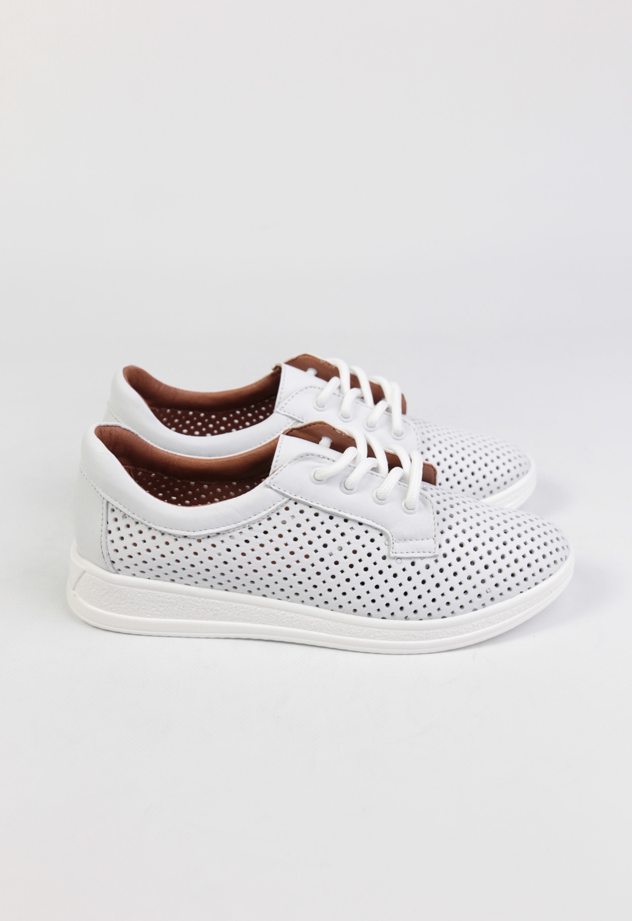 картинка Кеды кожаные Benito от магазина Pratik