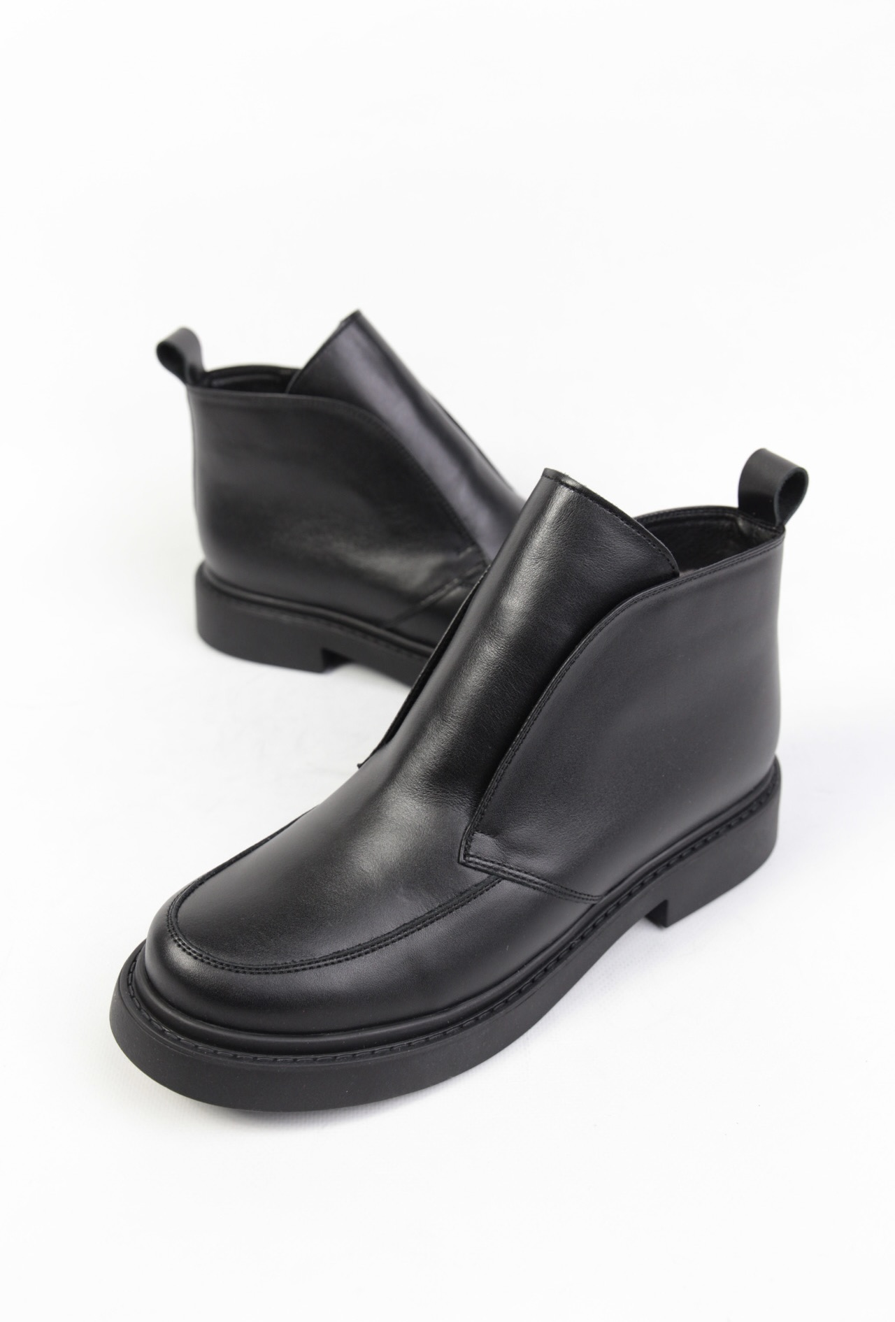 картинка Ботинки кожаные Benito от магазина Pratik