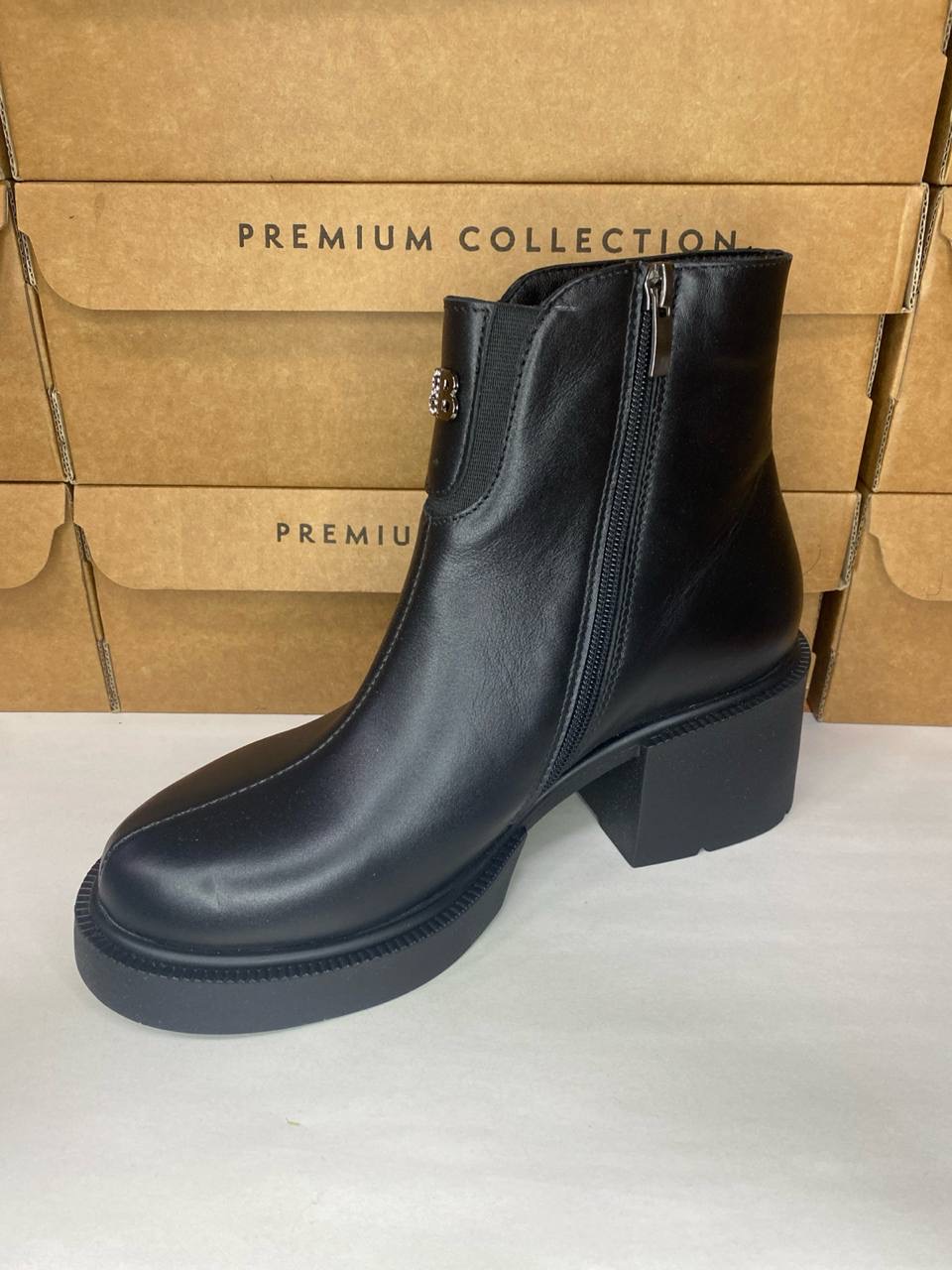 картинка Ботильоны кожаные Benito от магазина Pratik