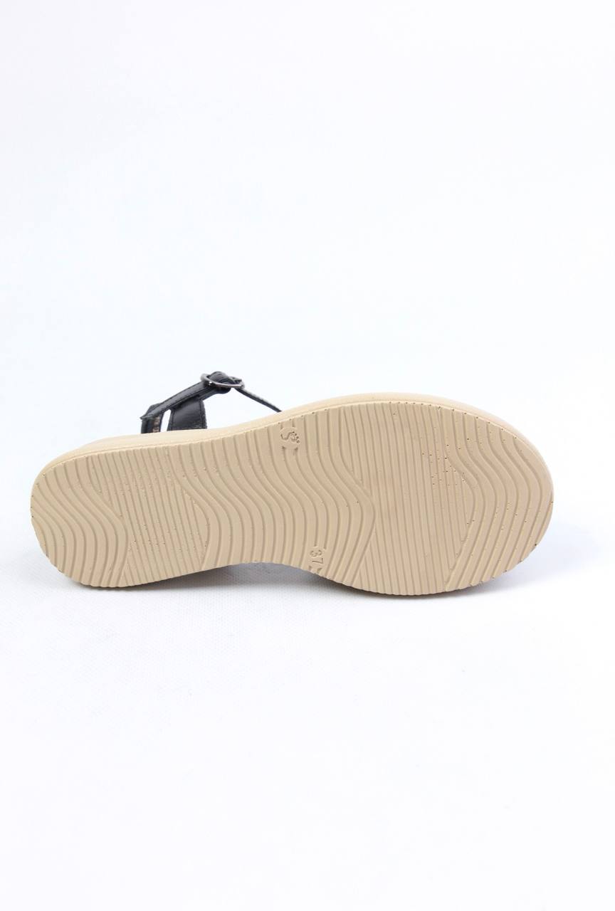 картинка Босоножки кожаные Benito от магазина Pratik