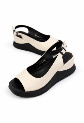 Босоножки кожаные Benito 0111/77 new- фото 1 - интернет-магазин обуви Pratik